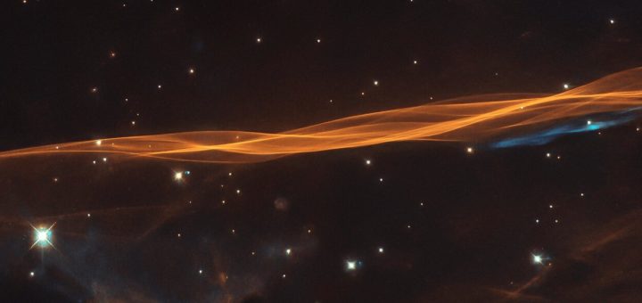 Vague incandescente de la supernova du Cygne